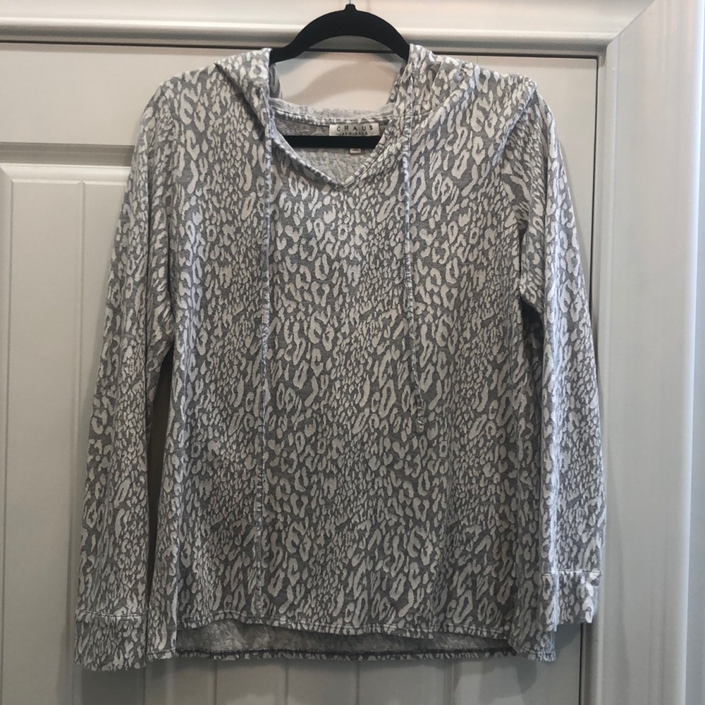 Chaus long sleeve pullover with hoodie